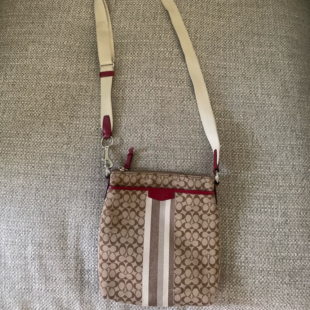 Coach shoulder/crossbody bag